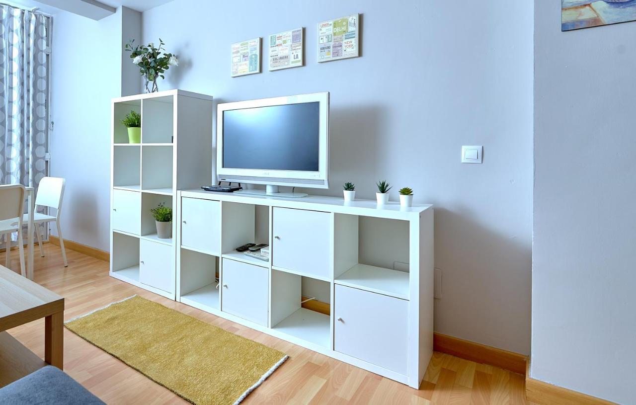 Holidays2Malaga Salitre 3 Bedroom Up To 7 People High Speed Wifi Bagian luar foto