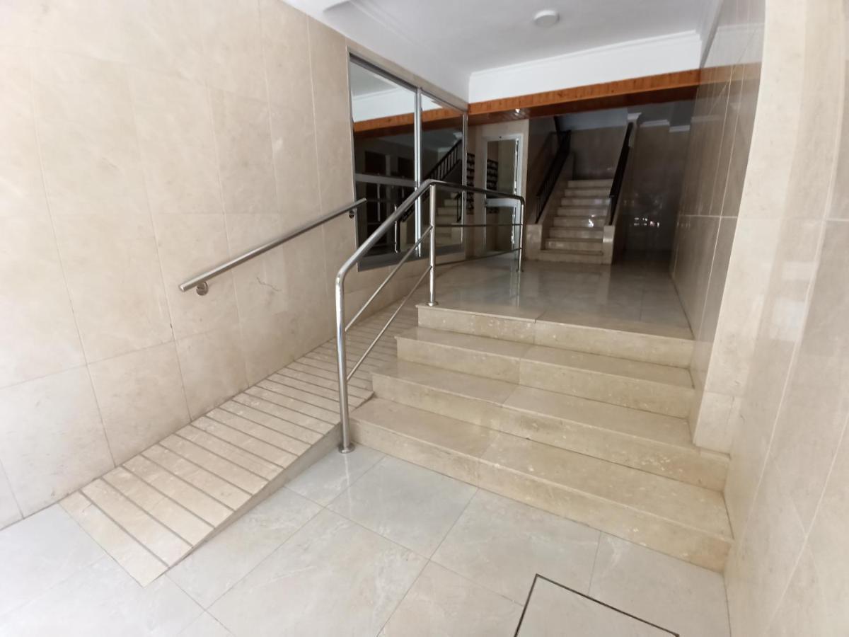 Holidays2Malaga Salitre 3 Bedroom Up To 7 People High Speed Wifi Bagian luar foto