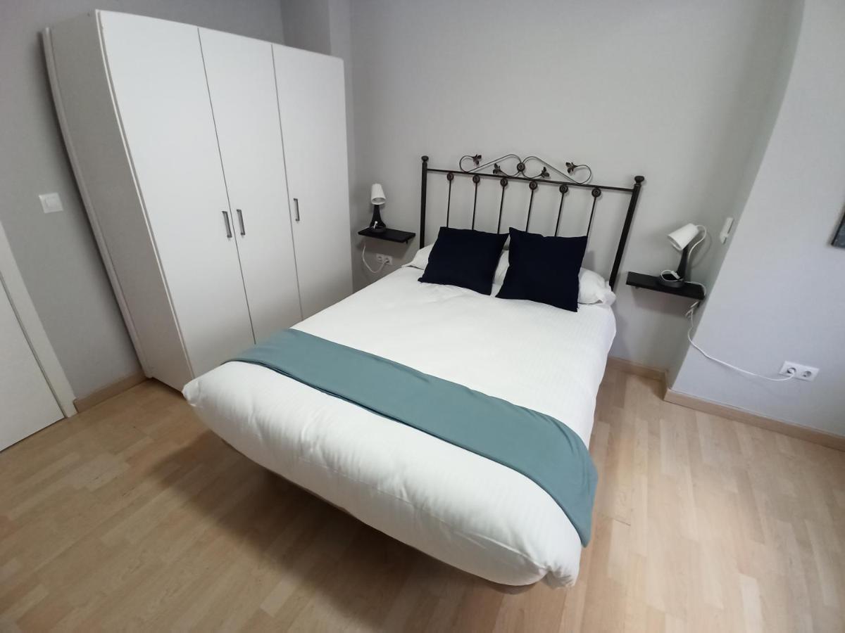 Holidays2Malaga Salitre 3 Bedroom Up To 7 People High Speed Wifi Bagian luar foto