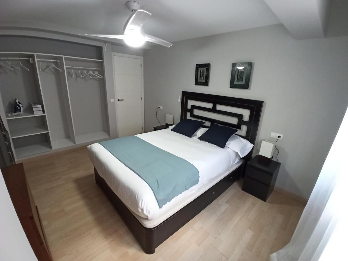 Holidays2Malaga Salitre 3 Bedroom Up To 7 People High Speed Wifi Bagian luar foto